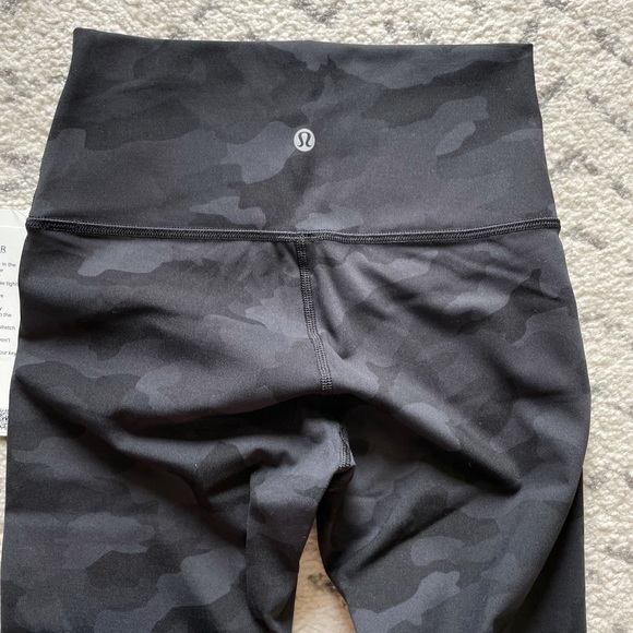 NWT Lululemon Wunder Under Tight  25” - Heritage Camo - Picture 4 of 6